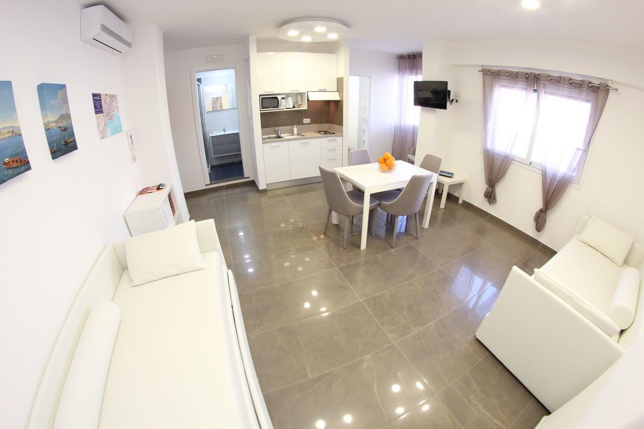 Mondo Suites Apartments Naples Exterior photo